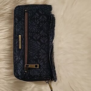 Travelon clutch wallet blue floral print excellent condition